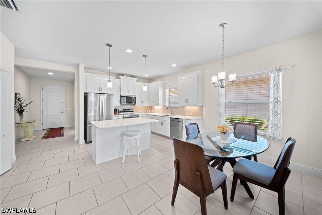 3 Bed SingleFamilyResidence for Sale in Naples, photo 10