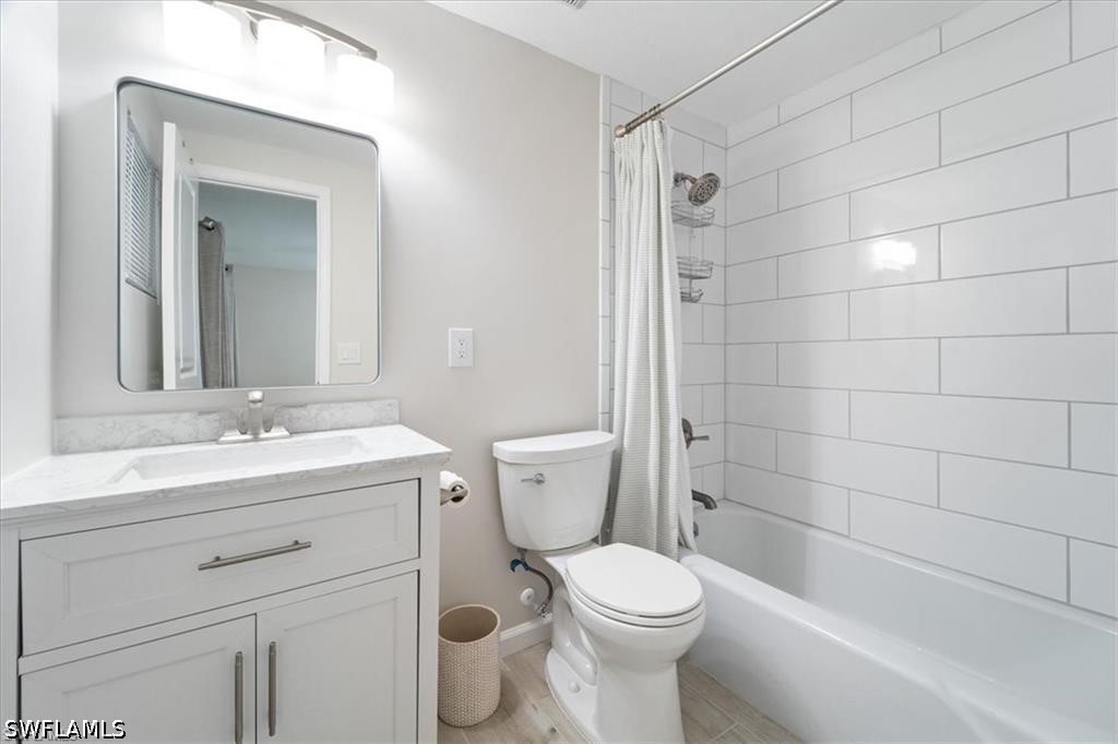 2 Bed Pool Home for Sale in Island Park, photo 10