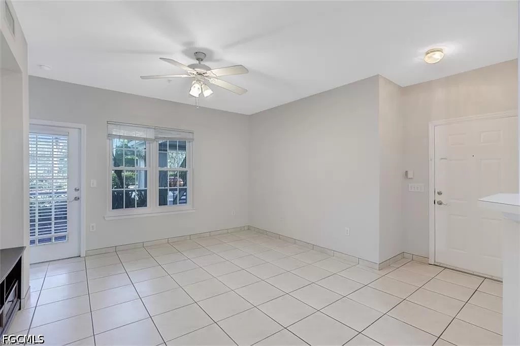 2 Bed Condominium for Sale in Estero, photo 10