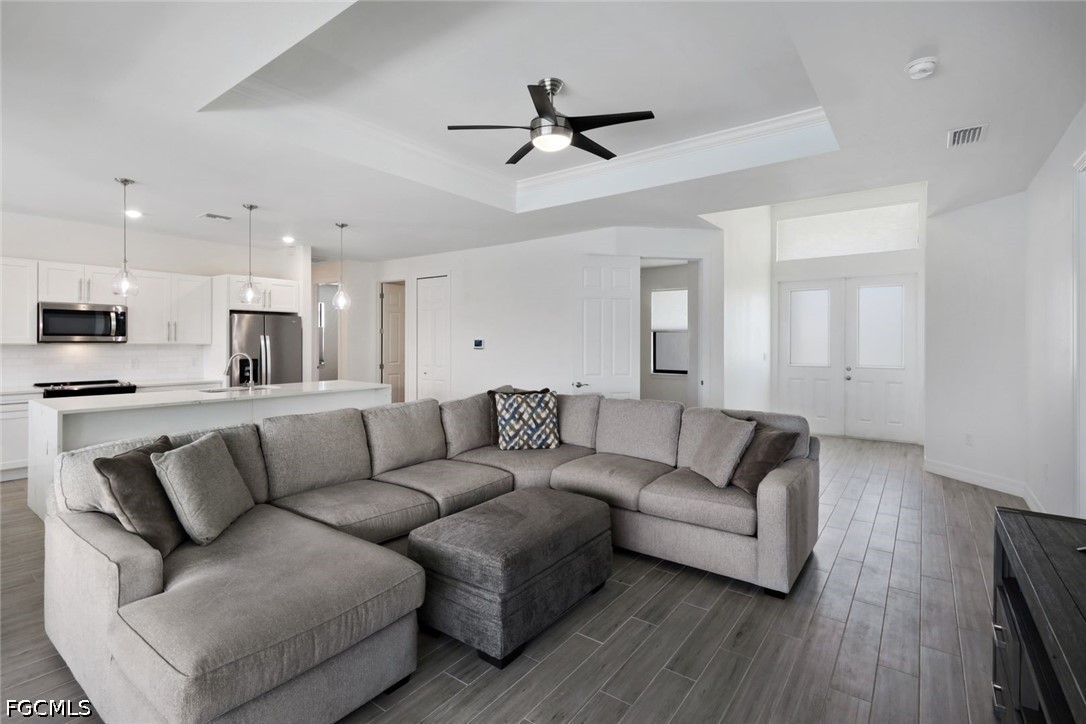 4 Bed Pool Home for Sale in Cape Coral, photo 10
