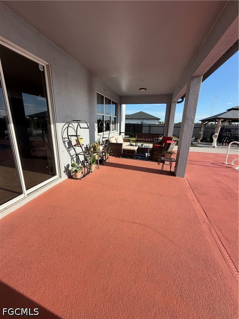 4 Bed Pool Home for Sale in Not Applicable, photo 10