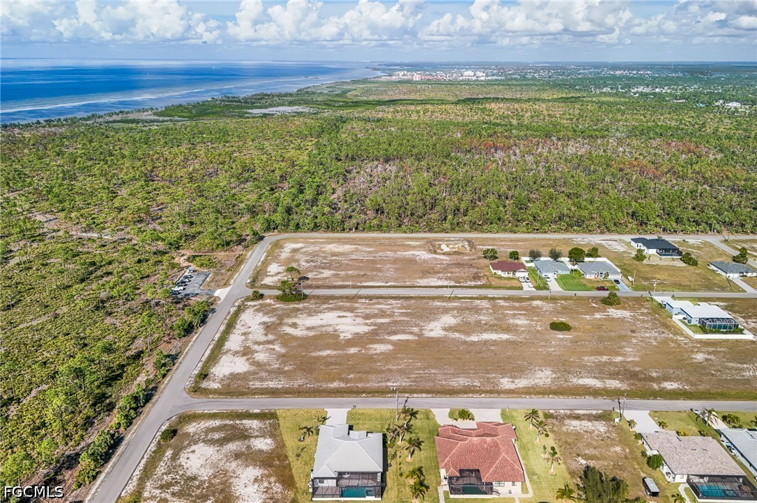 Residential for Sale in Cape Coral, photo 10