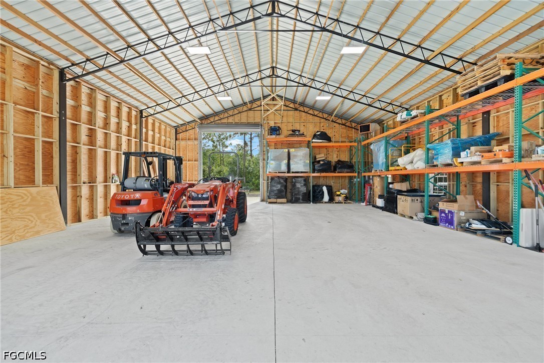 Residential for Sale in Acreage, photo 10