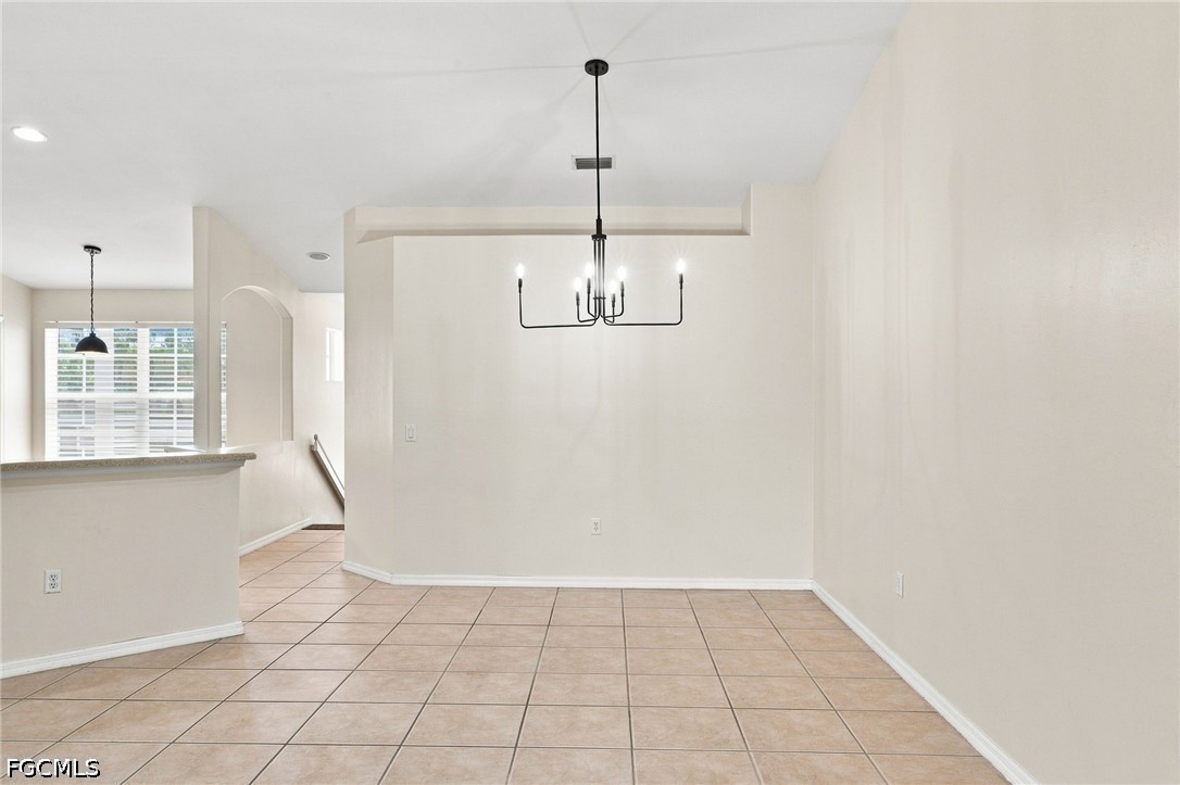 2 Bed Waterfront Home for Sale in Fort Myers, photo 10