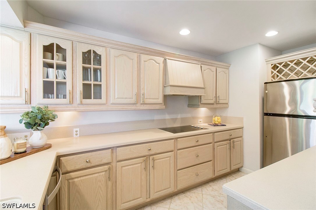 2 Bed Waterfront Home for Sale in Naples, photo 10