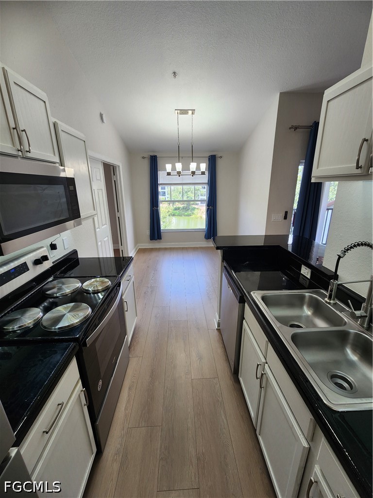 2 Bed Waterfront Home for Sale in Naples, photo 10