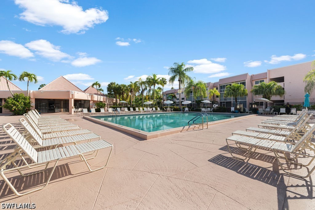 1 Bed Condominium for Sale in Naples, photo 10