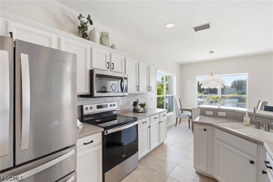 3 Bed Waterfront Home for Sale in Punta Gorda, photo 10