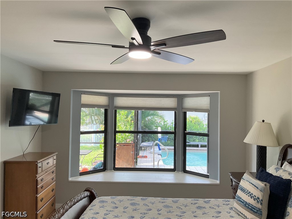 3 Bed Pool Home for Sale in Cape Coral, photo 10