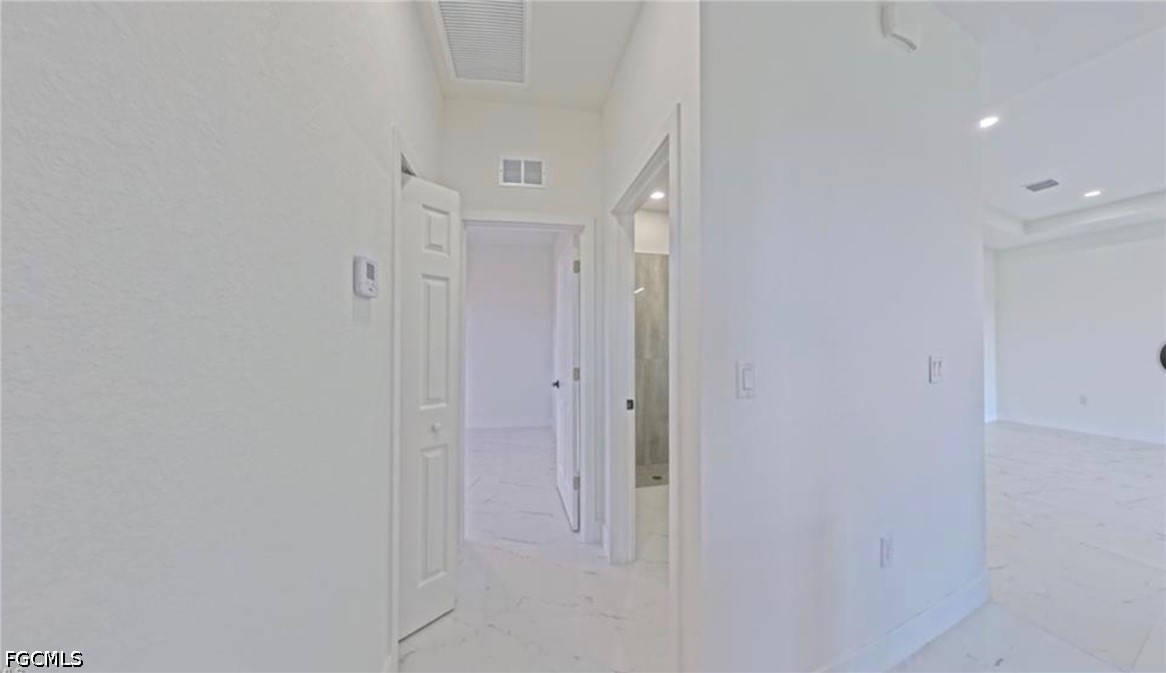 3 Bed SingleFamilyResidence for Sale in Lehigh Acres, photo 10