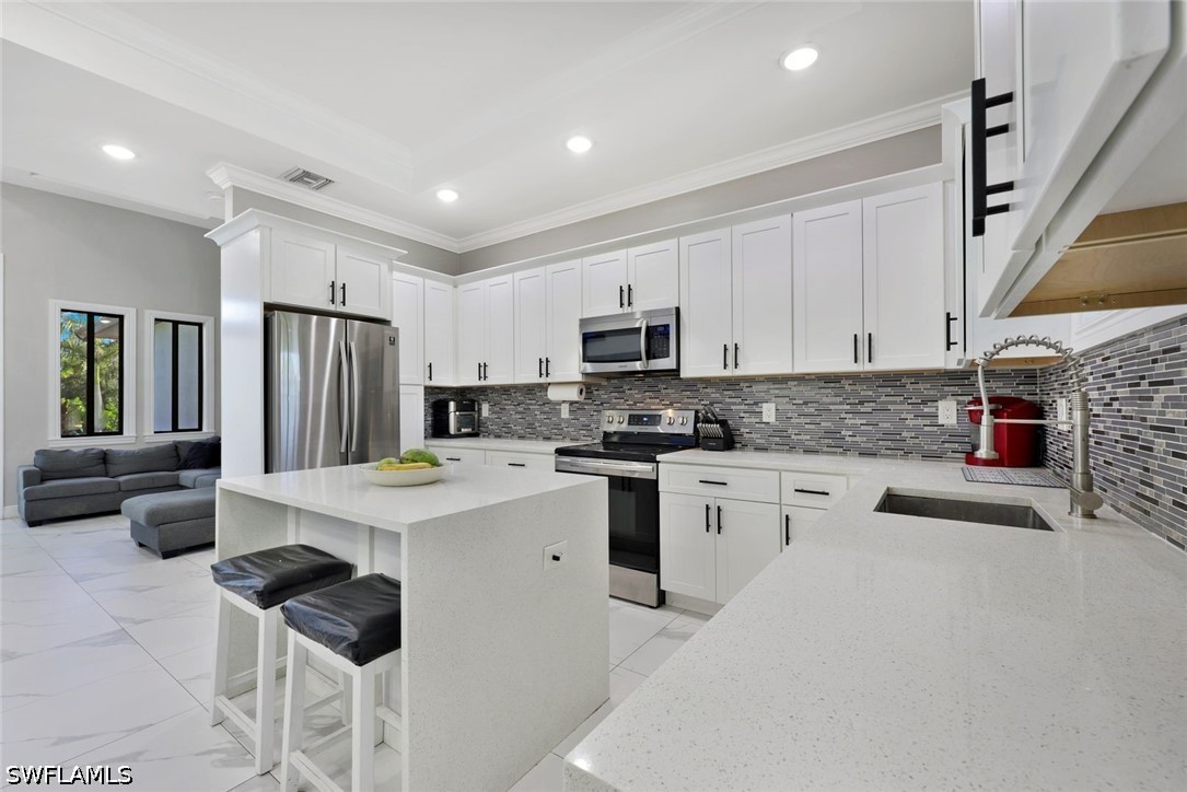 3 Bed Pool Home for Sale in Naples, photo 10