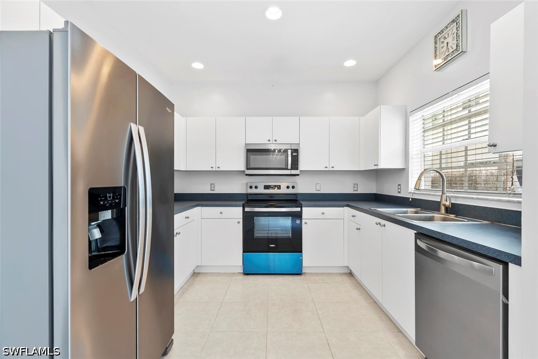 3 Bed Townhouse for Sale in Cypress Glen Village, photo 10