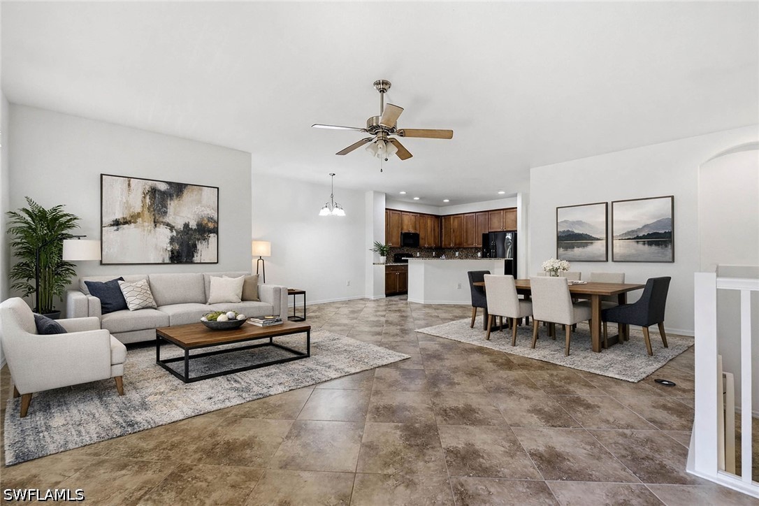 3 Bed Condominium for Sale in Ole, photo 10