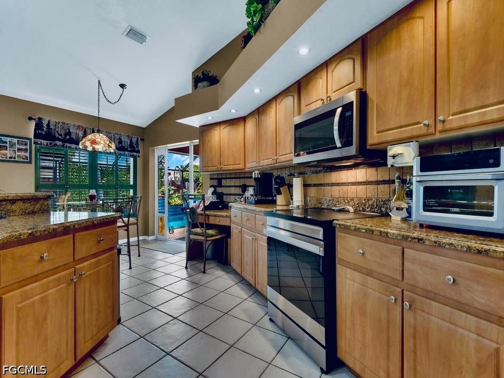 4 Bed Pool Home for Sale in Lehigh Acres, photo 10