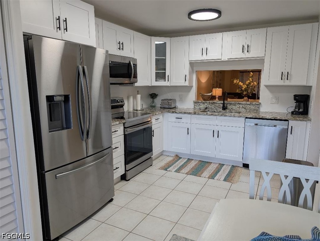 2 Bed Waterfront Home for Sale in North Fort Myers, photo 10