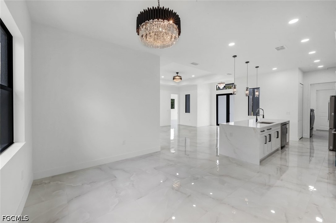 4 Bed SingleFamilyResidence for Sale in Lehigh Acres, photo 10