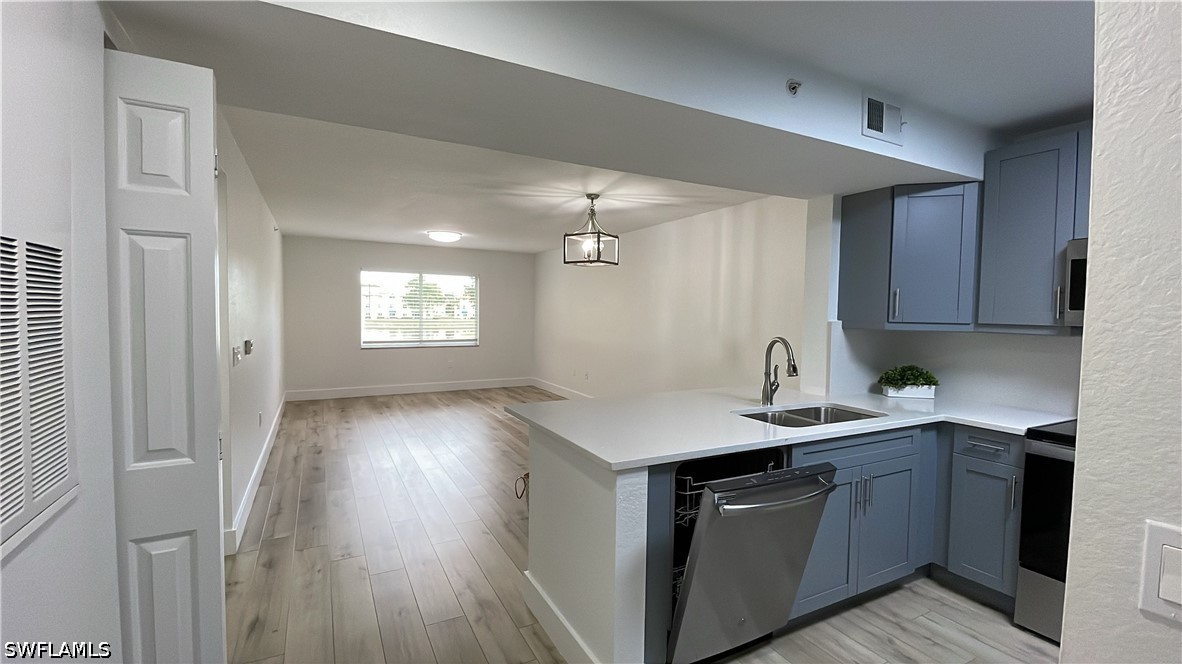 2 Bed Condominium for Sale in Naples, photo 10