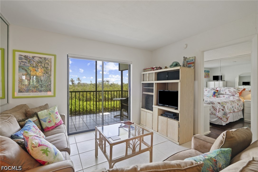 2 Bed Waterfront Home for Sale in Admirals Bay, photo 10