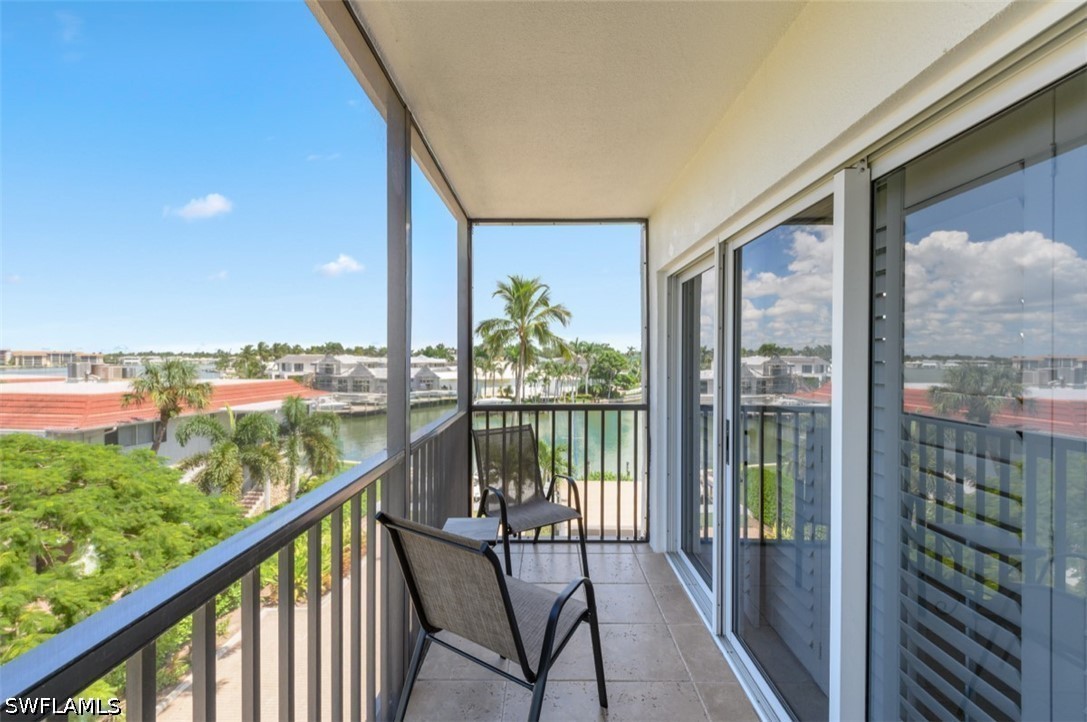 1 Bed Waterfront Home for Sale in Beacon House, photo 10