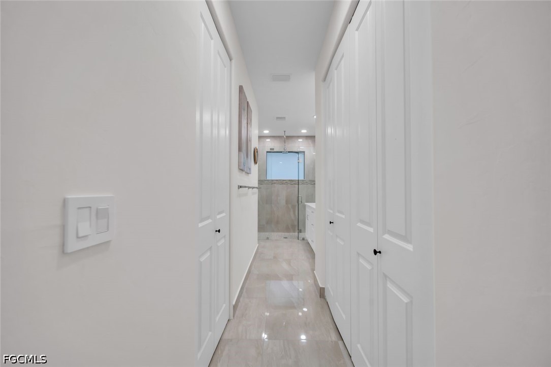 3 Bed SingleFamilyResidence for Sale in Lehigh Acres, photo 10