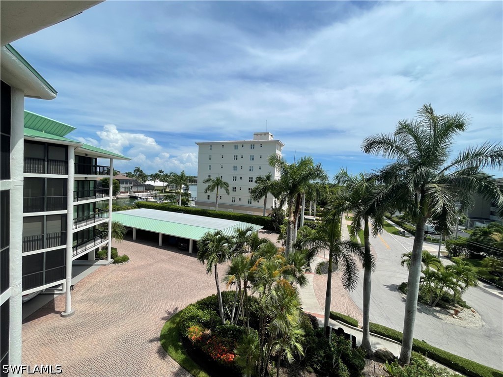 2 Bed Waterfront Home for Sale in Marco Island, photo 10