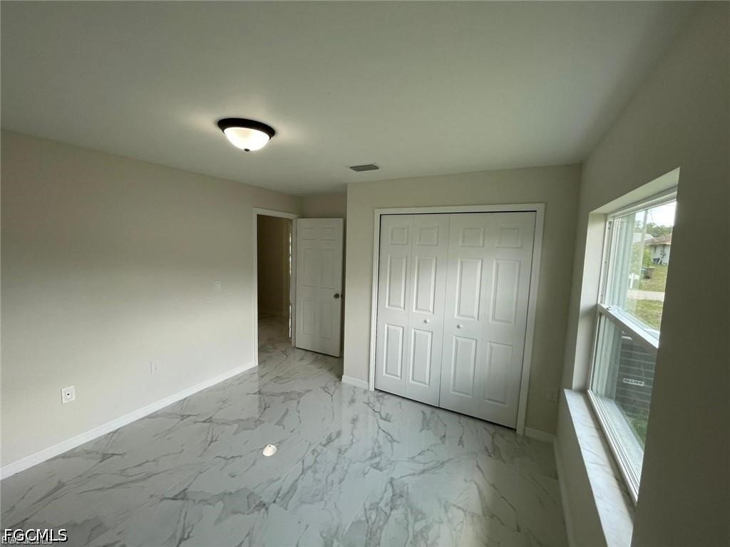 6 Bed Duplex for Sale in Lehigh Acres, photo 10