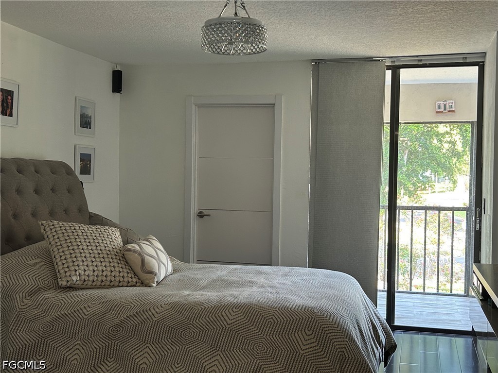 3 Bed Condominium for Sale in Steamboat Bend, photo 10