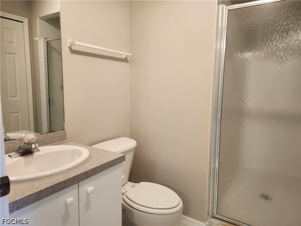 2 Bed Waterfront Home for Sale in Cape Coral, photo 10