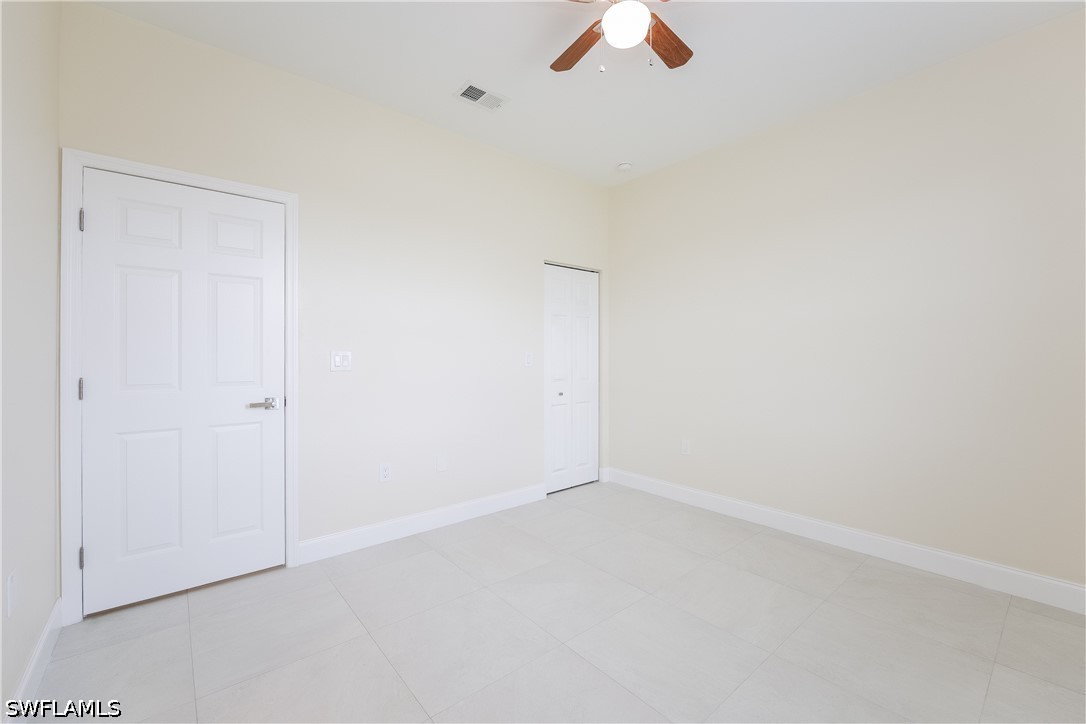 3 Bed SingleFamilyResidence for Sale in Lehigh Acres, photo 10