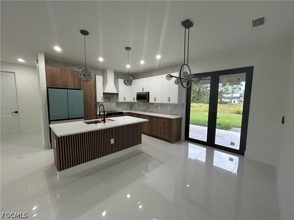3 Bed SingleFamilyResidence for Sale in Lehigh Acres, photo 10