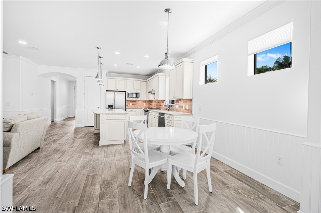 3 Bed SingleFamilyResidence for Sale in Estero, photo 10