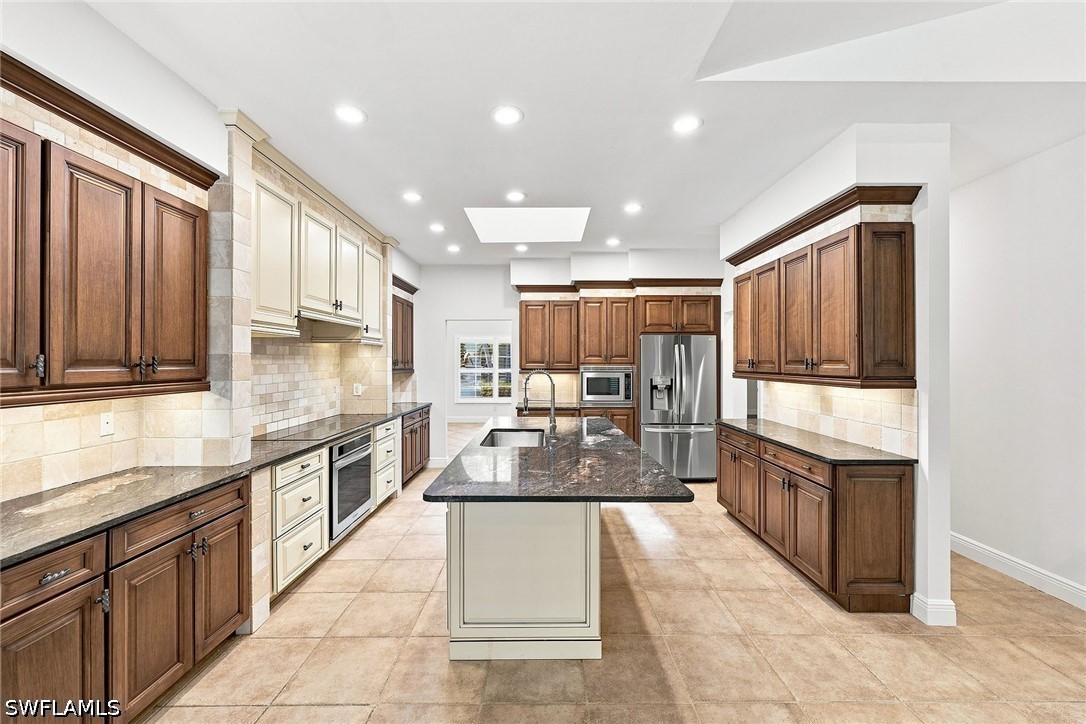 3 Bed Pool Home for Sale in Mahogany Run, photo 10