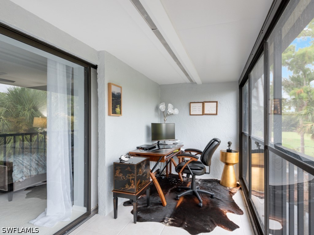 2 Bed Condominium for Sale in Eagle Creek, photo 10