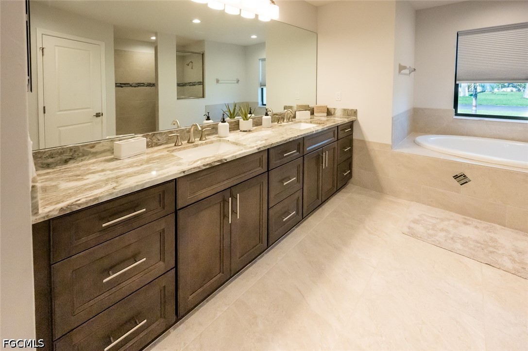 4 Bed Pool Home for Sale in Cape Coral, photo 10