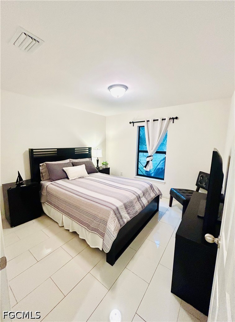 3 Bed SingleFamilyResidence for Sale in Shadow Lakes, photo 10
