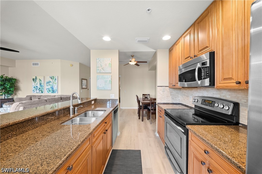 2 Bed Condominium for Sale in Heritage Bay, photo 10