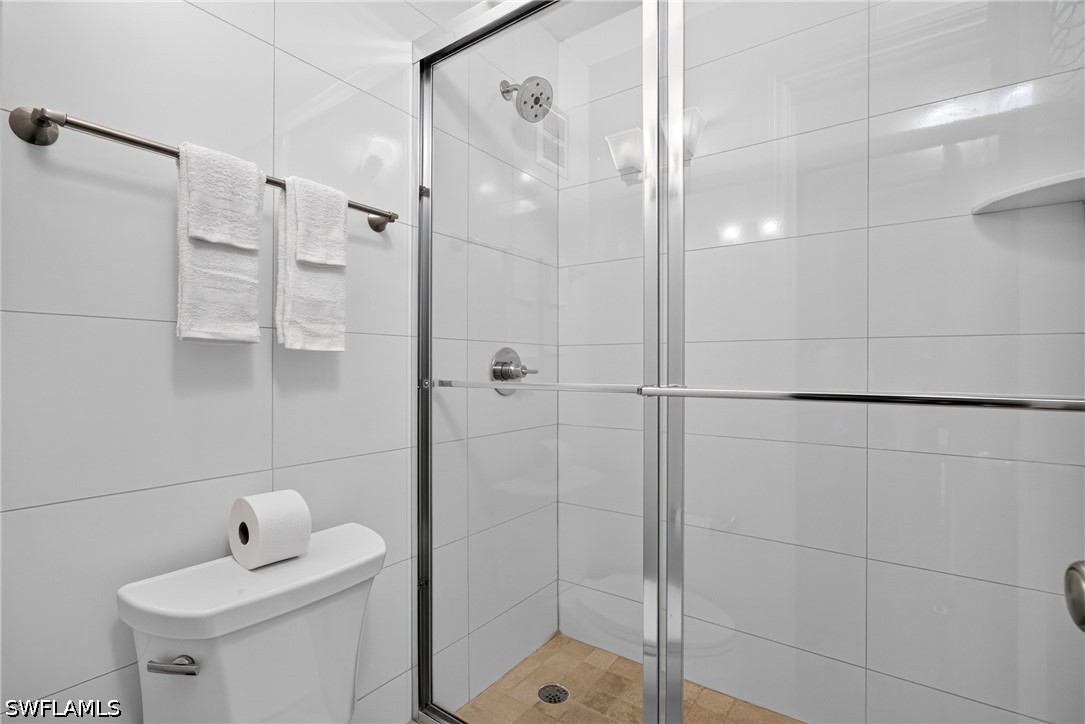 1 Bed Condominium for Sale in Naples, photo 10