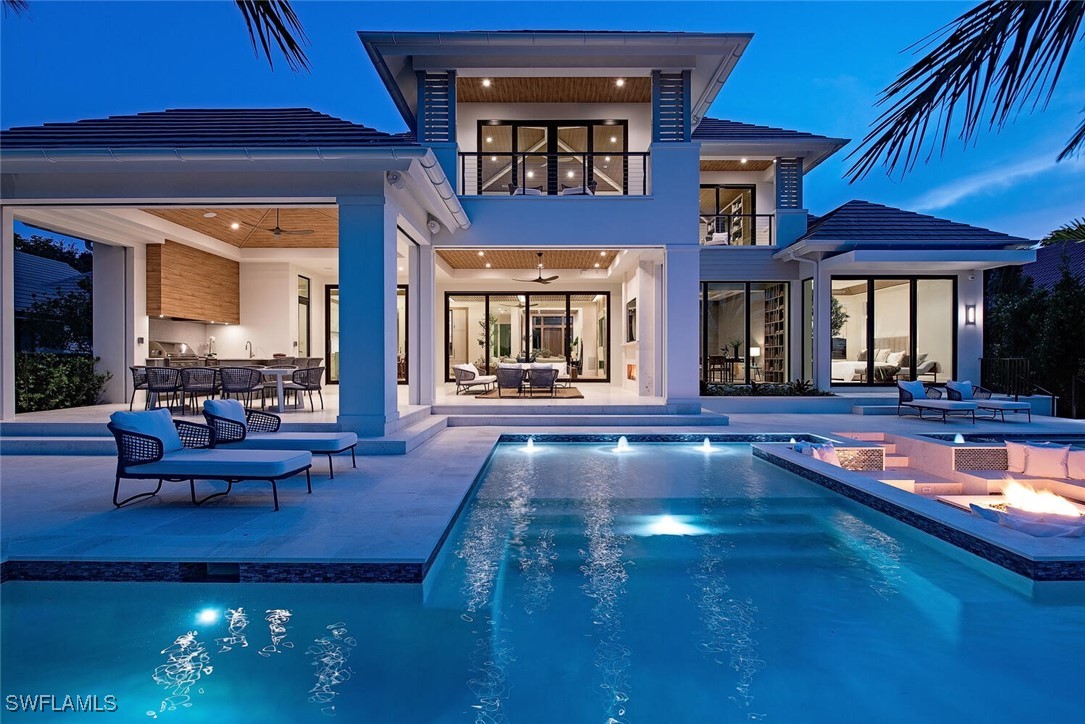 5 bed home in Naples