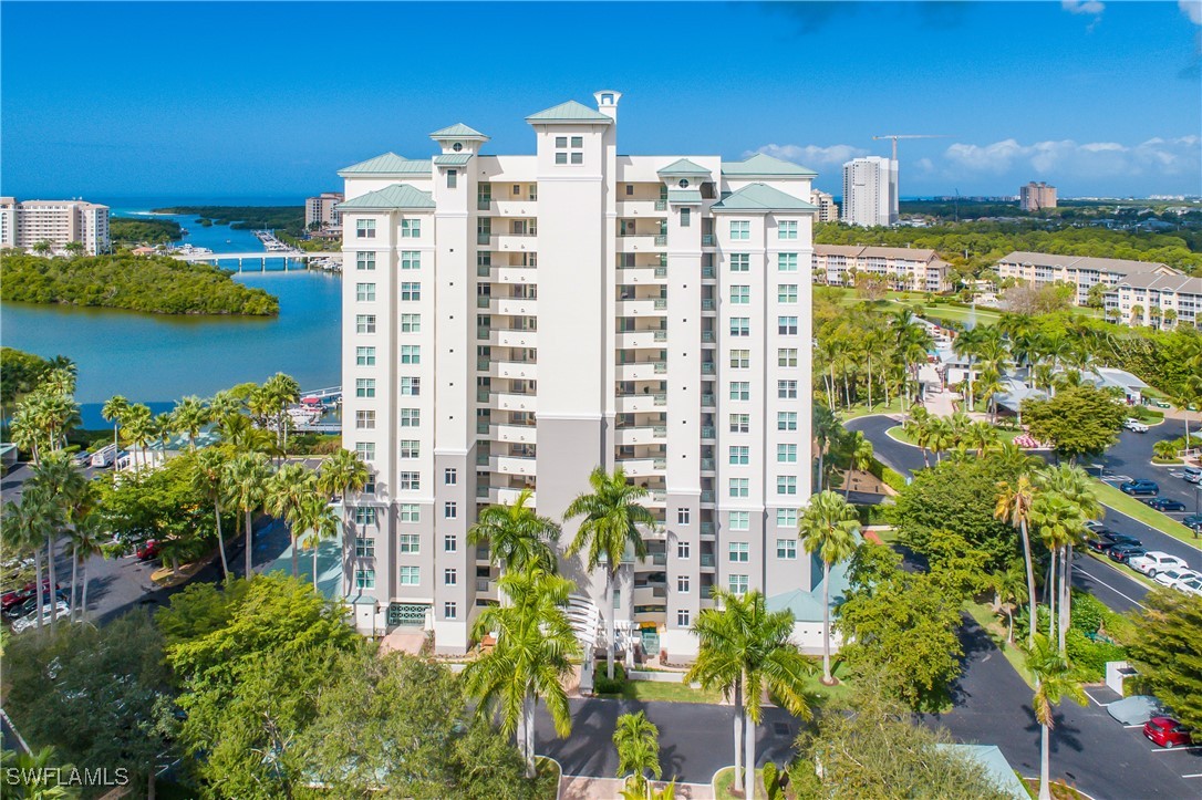 3 bed home in Naples