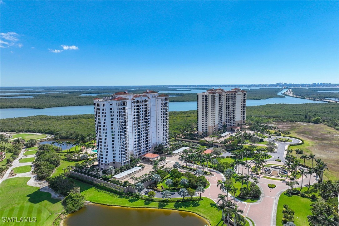 3 bed home in Naples