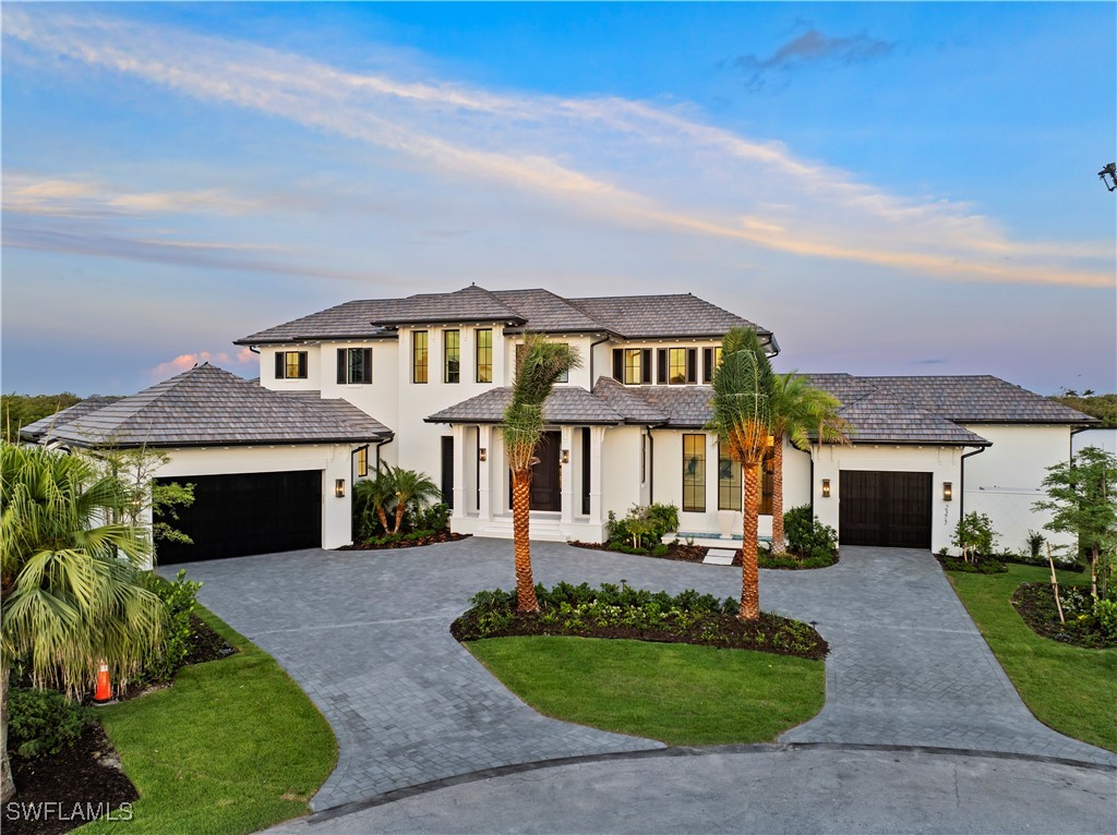 5 bed home in Naples