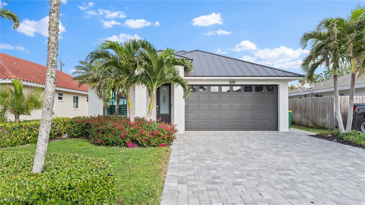 4 bed home in Naples