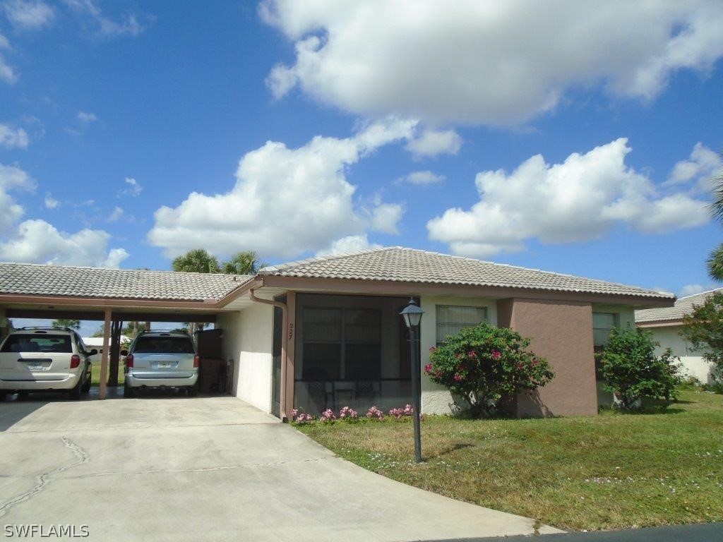 2 bed home in Lehigh Acres