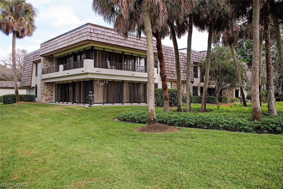 2 bed home in Naples