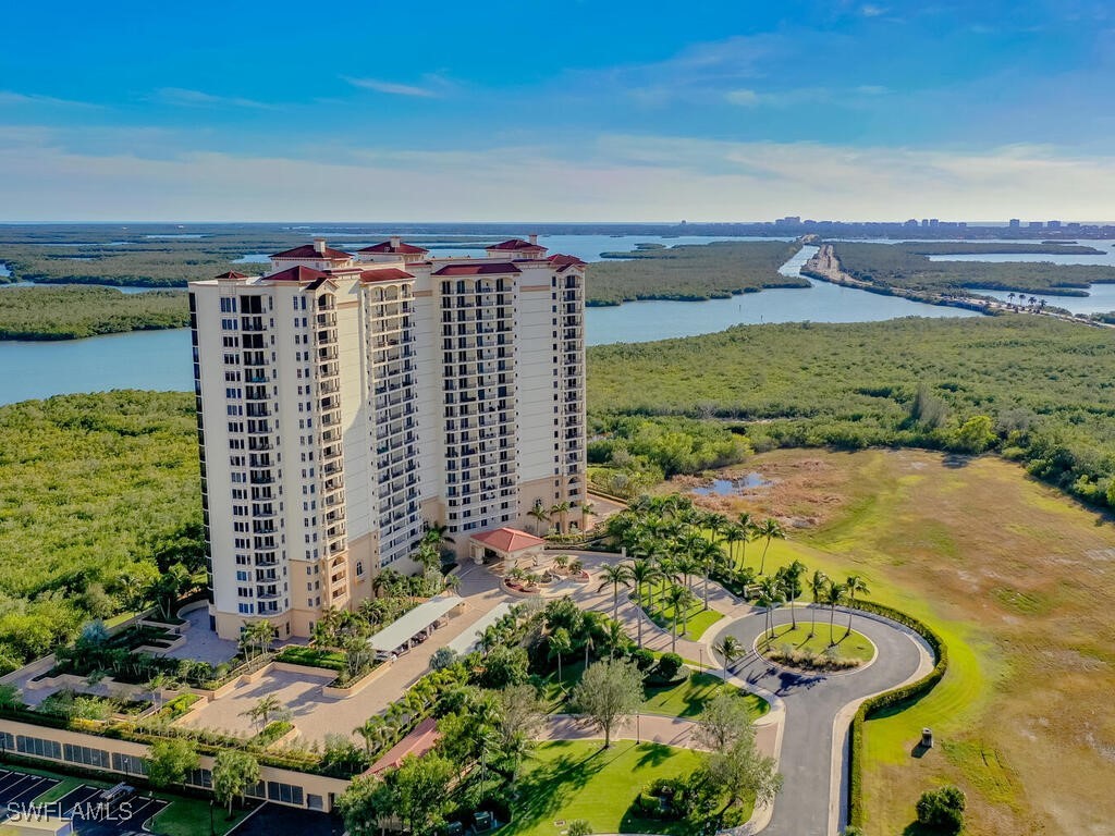 3 bed home in Naples