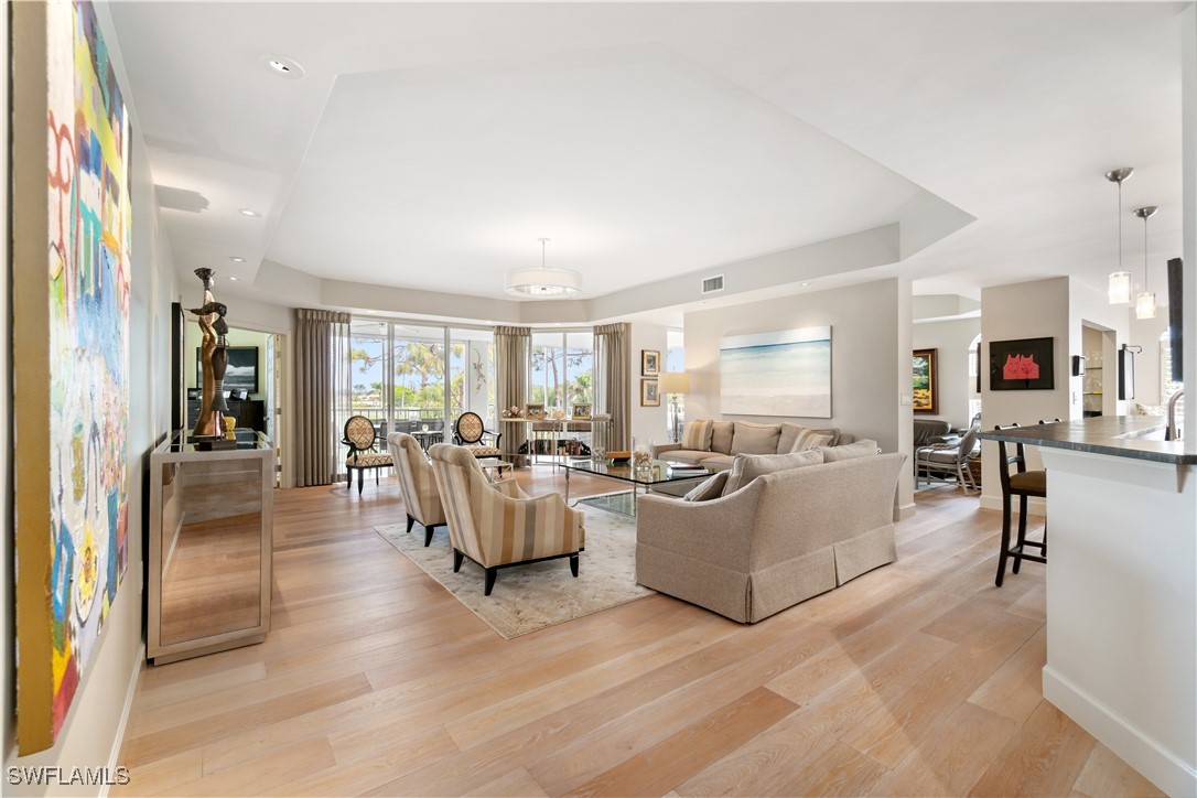 3 bed home in Naples