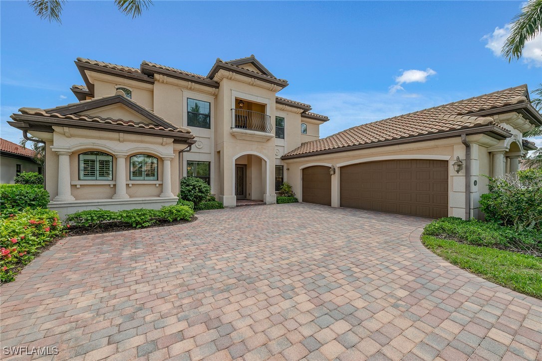 4 bed home in Naples