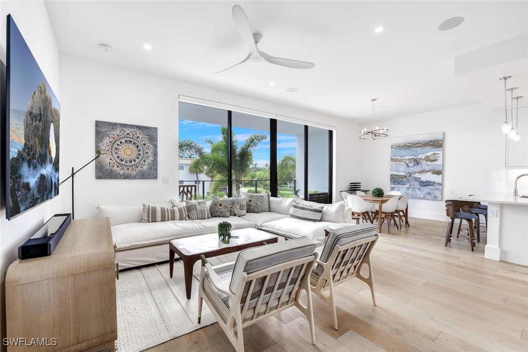 3 bed home in Naples