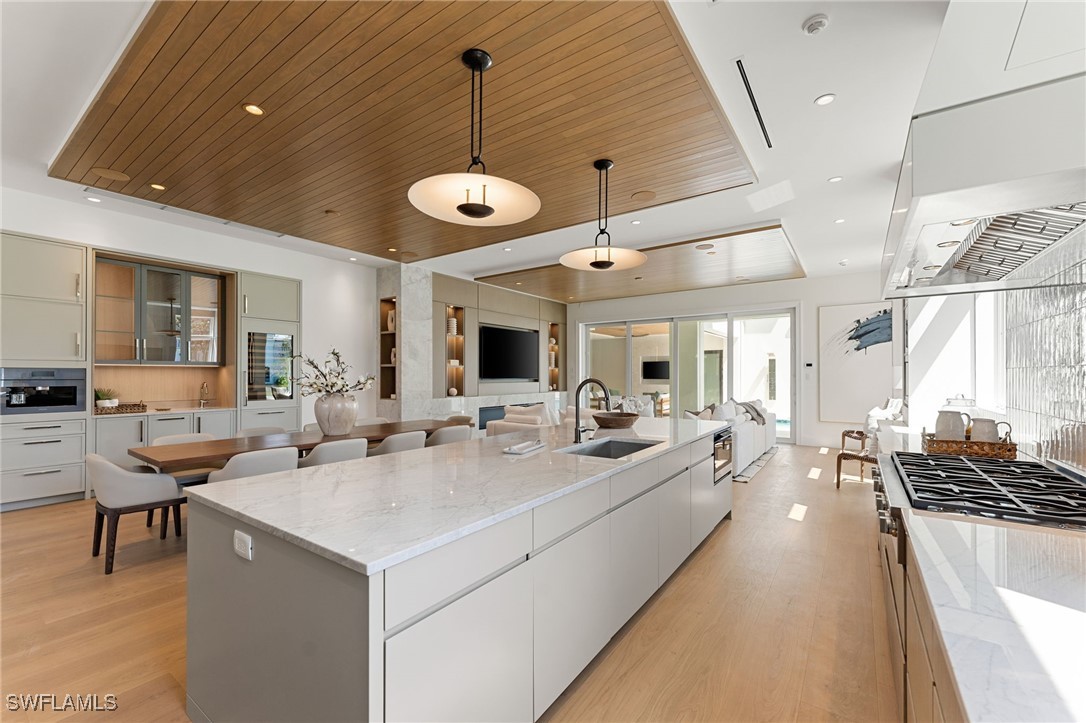 4 bed home in Naples
