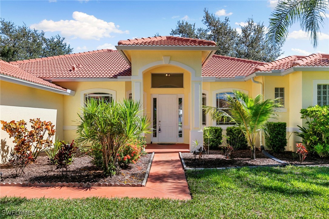 4 bed home in Naples